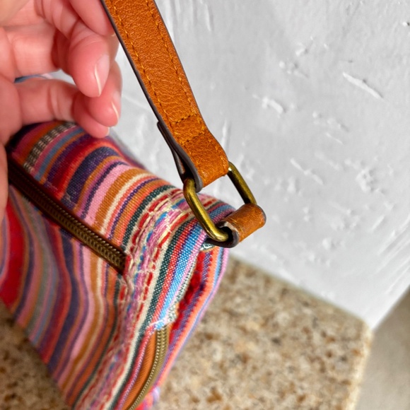 Women's T-Shirt & Jeans Serape Embroidered Crossbody - Picture 7 of 16